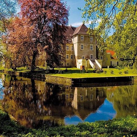 Hotel Wasserschloss Mellenthin Екстериор снимка