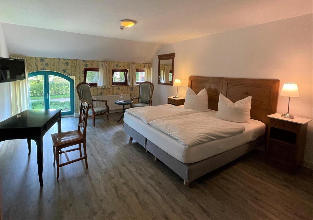 Hotel Wasserschloss Mellenthin Екстериор снимка
