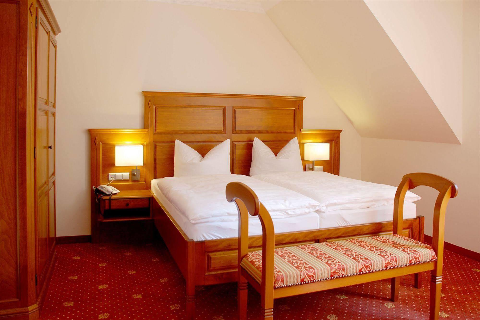 Hotel Wasserschloss Mellenthin Екстериор снимка